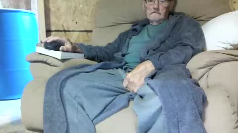 Snapshot of lovesex6565 chatting on 5, 11, 2025 just here to have fun and cum online show from 5, 11, 2025