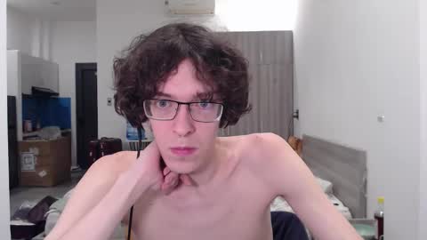 LovesomeCookie online show from 1, 12, 2025