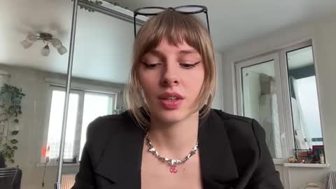 lovesstation online show from 26, 2, 2026