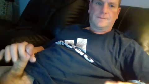 lovetocum37 online show from 31, 1, 2025