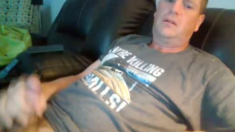 lovetocum37 online show from 9, 10, 2025