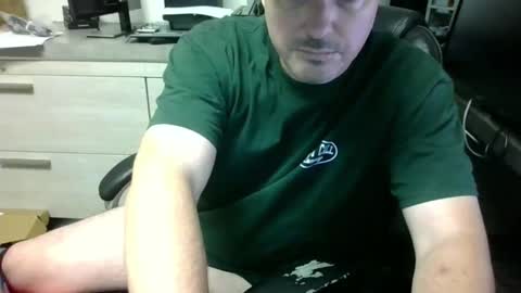 Snapshot of lovetofps chatting on 20, 1, 2025 Love2Game online show from 20, 1, 2025