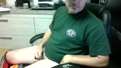 Snapshot of lovetofps chatting on 28, 1, 2025 Love2Game online show from 28, 1, 2025