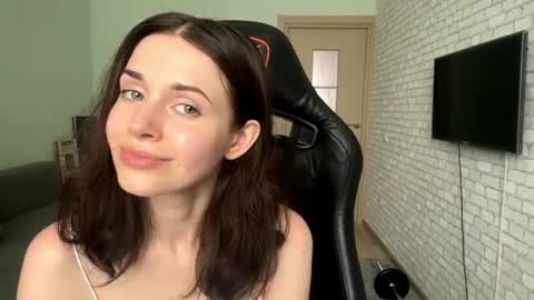 Snapshot of lovettafrymire chatting on 26, 7, 2026 Isabella online show from 26, 7, 2026