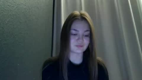 Snapshot of loviesimone chatting on 9, 11, 2025 loviesimone online show from 9, 11, 2025