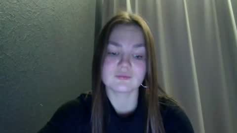Snapshot of loviesimone chatting on 19, 12, 2025 loviesimone online show from 19, 12, 2025