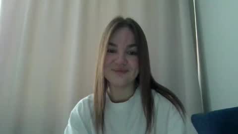 Snapshot of loviesimone chatting on 9, 2, 2026 loviesimone online show from 9, 2, 2026