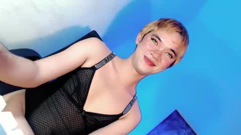 Lovingmonaru969 online show from 15, 12, 2024