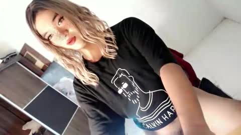 Lovingmonaru969 online show from 5, 10, 2025