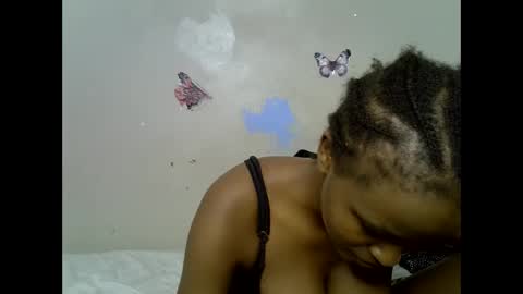 lovly_lastborn1 online show from 12, 5, 2026