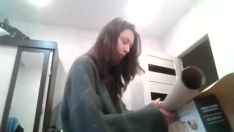 Snapshot of lu_krecia chatting on 23, 12, 2024 Lu krecia online show from 23, 12, 2024