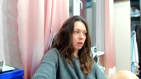 Snapshot of lu_krecia chatting on 7, 1, 2025 Lu krecia online show from 7, 1, 2025