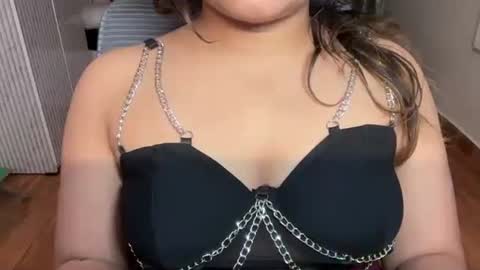 Snapshot of lubna_07 chatting on 26, 12, 2024 slow poison online show from 26, 12, 2024