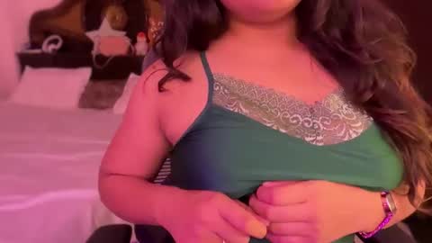 Snapshot of lubna_07 chatting on 17, 10, 2025 slow poison online show from 17, 10, 2025