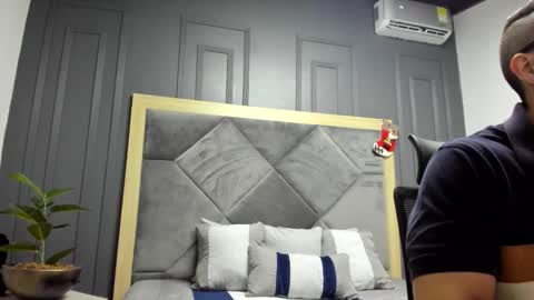 luca_morettii online show from 7, 1, 2026