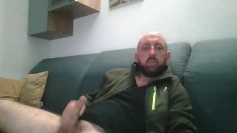 Snapshot of lucabeech88 chatting on 17, 10, 2025 Luca online show from 17, 10, 2025