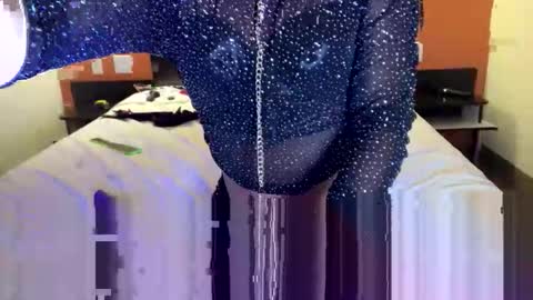 Snapshot of lucalongdick chatting on 7, 5, 2026 lucalongdick online show from 7, 5, 2026