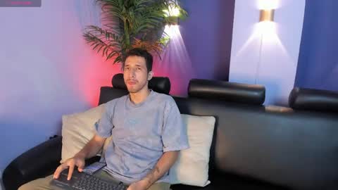 Lucas online show from 12, 4, 2026