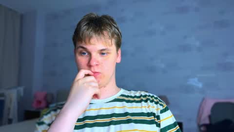 Lucas Gill online show from 10, 4, 2026