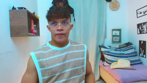 Lucas Luxx online show from 12, 9, 2025