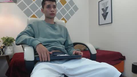 Snapshot of lucasssmith11 chatting on 22, 2, 2026 LucassSmith11 online show from 22, 2, 2026