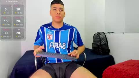 Snapshot of lucastorrez01 chatting on 28, 6, 2026 LUCAS TORREZ online show from 28, 6, 2026