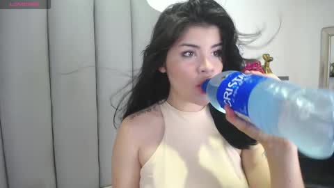 Snapshot of luccy21_ chatting on 21, 5, 2026 lucy online show from 21, 5, 2026