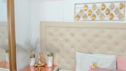 lucia_lorenz online show from 21, 12, 2025