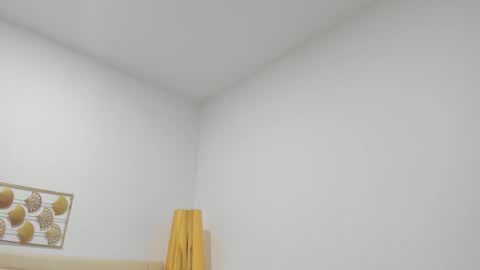 lucia_lorenz online show from 3, 2, 2026