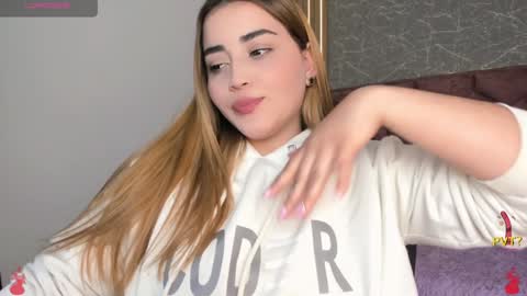 Snapshot of lucia_star_ chatting on 14, 1, 2025 lucia star online show from 14, 1, 2025