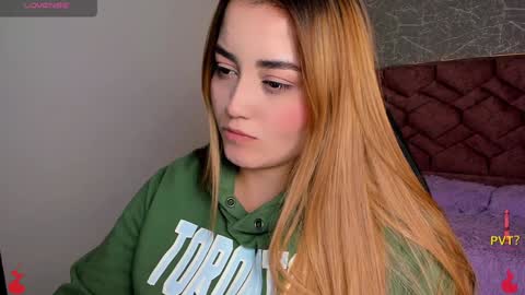 Snapshot of lucia_star_ chatting on 23, 1, 2025 lucia star online show from 23, 1, 2025