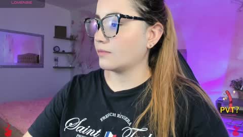 Snapshot of lucia_star_ chatting on 8, 2, 2025 lucia star online show from 8, 2, 2025