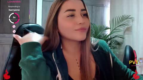 Snapshot of lucia_star_ chatting on 9, 2, 2026 lucia star online show from 9, 2, 2026