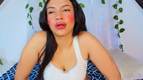 Snapshot of lucia_sweeet chatting on 15, 1, 2026 lucia_sweeet online show from 15, 1, 2026