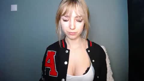 Lucy online show from 12, 2, 2026