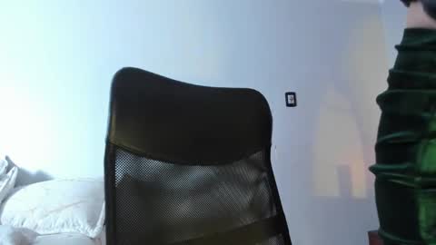 Snapshot of luciana_evaans chatting on 4, 2, 2026 Luciana Evans online show from 4, 2, 2026