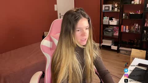 Lucie hot follow me on  online show from 31, 1, 2025