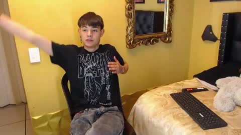 luckk_ online show from 30, 4, 2026