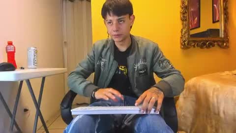 Snapshot of luckk_ chatting on 25, 6, 2026 luckk_ online show from 25, 6, 2026