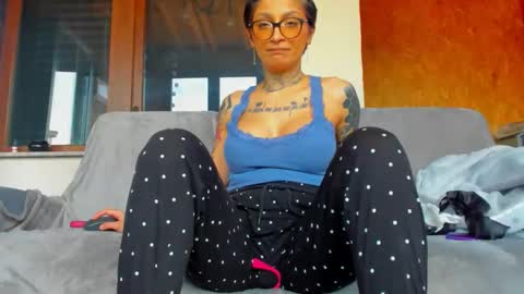Snapshot of lucky_denizz chatting on 12, 3, 2026 lucky_denizz online show from 12, 3, 2026