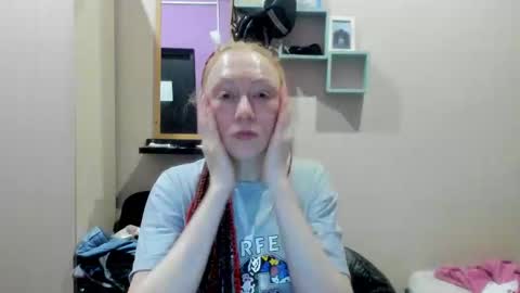 lucky_licky20 online show from 10, 3, 2025