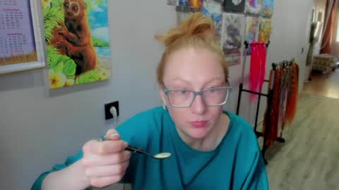 lucky_licky20 online show from 7, 4, 2026