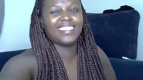 Snapshot of luckyawesome chatting on 9, 5, 2026 Crisiah online show from 9, 5, 2026