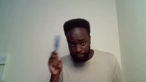 Snapshot of luckycharly chatting on 25, 10, 2025 MASTER DOM online show from 25, 10, 2025