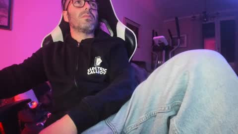 Snapshot of luckydrakex chatting on 27, 2, 2025 Lucky online show from 27, 2, 2025