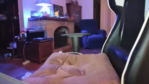 Snapshot of luckydrakex chatting on 6, 11, 2025 Lucky online show from 6, 11, 2025