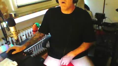        call me  Stefan online show from 12, 7, 2026