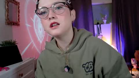 Snapshot of luckyjadestone chatting on 9, 2, 2026 Jade online show from 9, 2, 2026