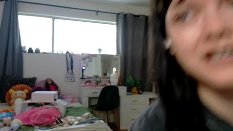 Snapshot of luckyjadestone chatting on 9, 5, 2026 Jade online show from 9, 5, 2026