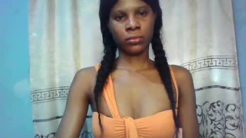 Snapshot of luckymadequeen chatting on 29, 1, 2025 Gloria online show from 29, 1, 2025